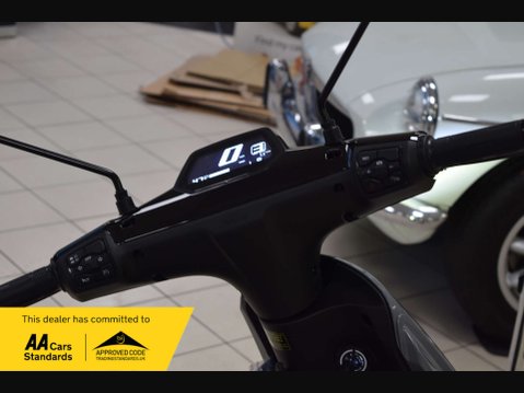 Vmoto Cux Super Soco CUX 15