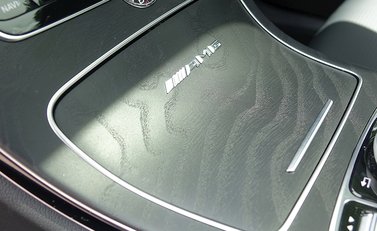 Mercedes-Benz C63 S Estate 7