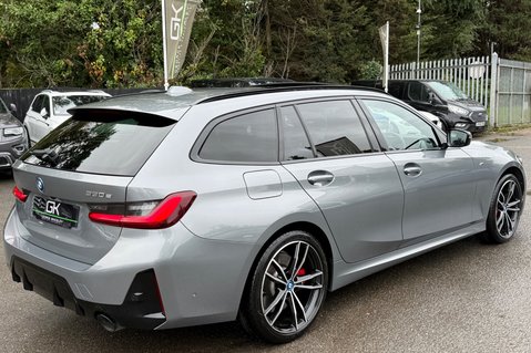 BMW 3 Series 330E M SPORT -VAT Q -DRIVING ASSISTANT PRO -PAN ROOF -H/K -M PRO PACK 6