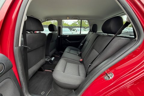Volkswagen Golf MATCH TDI - ONE OWNER - 18 SERVICE STAMPS!  CAMBELT CHANGED 3 TIMES! 17