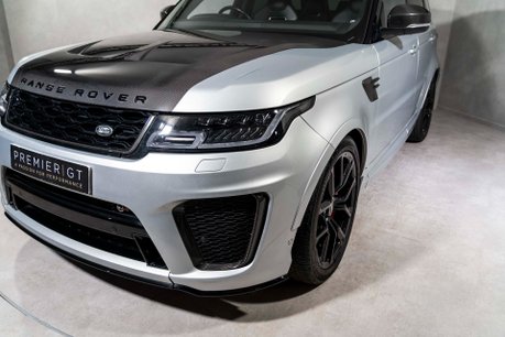 Land Rover Range Rover Sport SVR CARBON EDITION. DEPLOYABLE SIDE STEPS. MATRIX LEDs. CARBON FIBRE ENGINE BAY 37