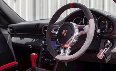 Porsche 911 GT3 RS 4.0 (997) 11