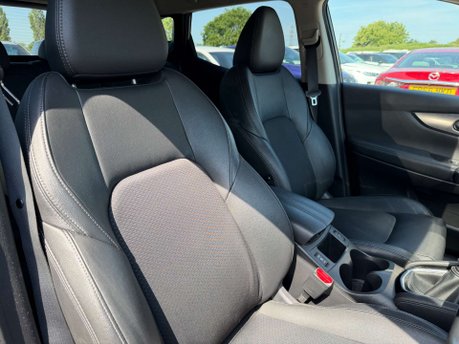 Nissan Qashqai 1.5 Qashqai N-Connecta dCi 5dr 21
