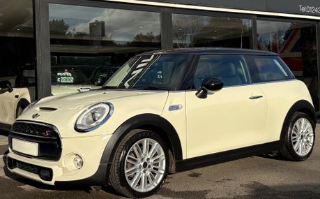 Mini Hatch Cooper S 2.0 Chili / Media - DEPOSIT TAKEN 1