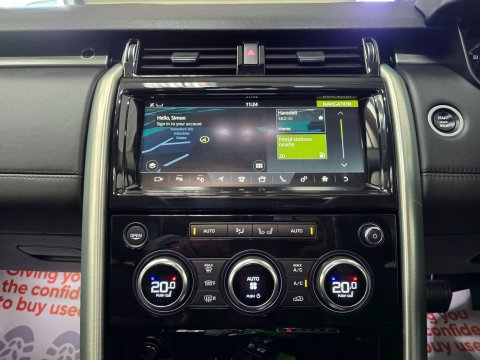 Land Rover Discovery 3.0 TD V6 HSE Luxury Auto 4WD Euro 6 (s/s) 5dr 36