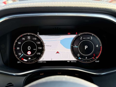 Jaguar F-Pace 2.0 D200 MHEV R-Dynamic SE SUV 5dr Diesel Auto AWD Euro 6 (s/s) (204 ps) 32
