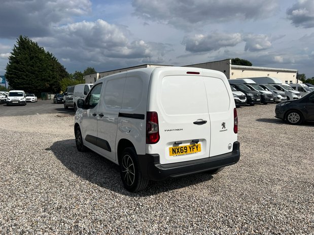 Peugeot Partner SWB (SOLD) L1H1 Low Roof Professional Air Con Sensors Cam EURO 6 NO VAT 8