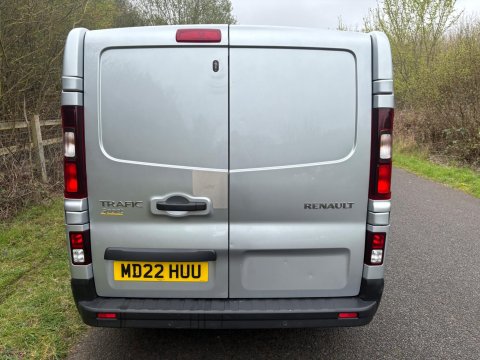 Renault Trafic SL28 SPORT DCI 8
