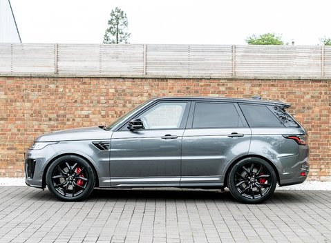 Land Rover Range Rover Sport 5.0 SVR 2