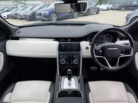 Land Rover Discovery Sport 1.5 P300e 12.2kWh Urban Edition SUV 5dr Petrol Plug-in Hybrid Auto 4WD Euro 30