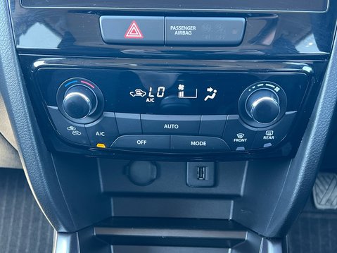 Suzuki Vitara MOTION BOOSTERJET 25