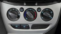 Ford Focus 1.6 Zetec S Powershift Euro 5 5dr 40