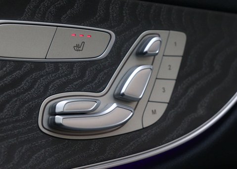 Mercedes-Benz E Class 2.0 E300h MHEV AMG Line Night Edition (Premium Plus) Coupe 2dr Petrol Hybri 41