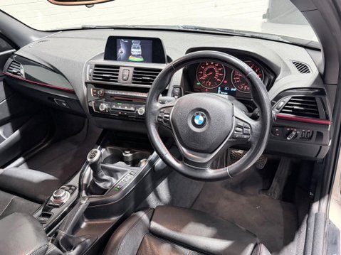 BMW 2 Series 2.0 220i Sport Euro 6 (s/s) 2dr 18