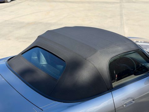 Honda S2000 2.0 GT Convertible 2dr Petrol Manual (237 g/km, 236 bhp) 43