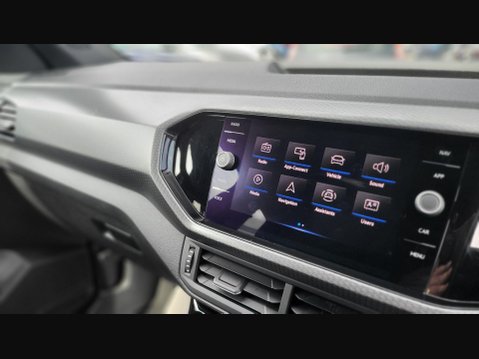 Volkswagen T-Cross R-LINE TSI DSG 26