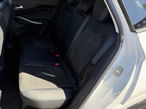Vauxhall Grandland 1.2 Turbo Ultimate 5dr 38