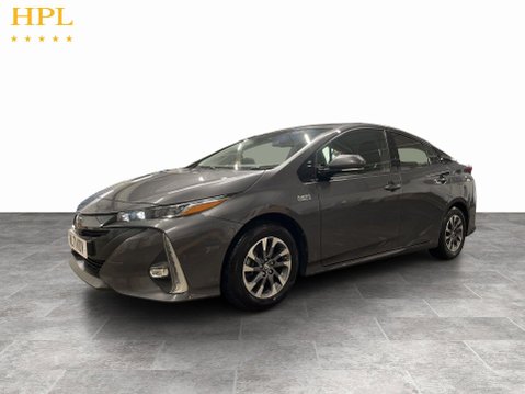 Toyota Prius 1.8 VVT 8.8kWh Business Edition Plus Hatchback 5dr Petrol Plug-in Hybrid CV 3