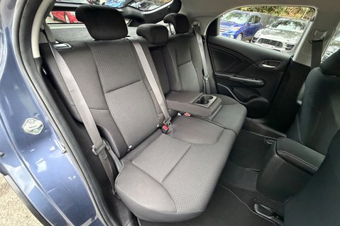 Honda Civic I-VTEC SE PLUS NAVI AUTOMATIC - ONE LADY OWNER - REVERSE CAMERA 17