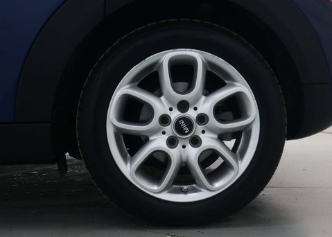 Mini Hatch 1.5 Cooper D Hatchback 5dr Diesel Auto Euro 6 (s/s) (116 ps) 17