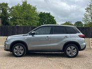 Suzuki Vitara SZ-T BOOSTERJET MHEV 6