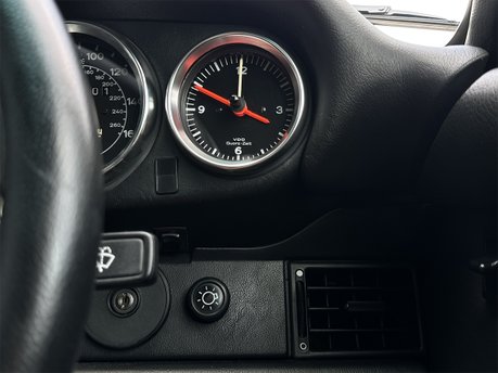 Porsche 911 Carrera Sport Back-Date 82