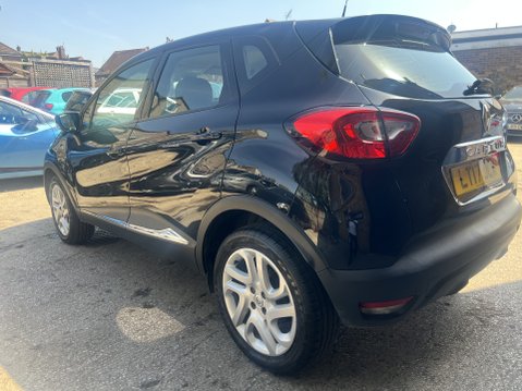 Renault Captur 0.9 TCe ENERGY Dynamique Nav SUV 5dr Petrol Manual Euro 6 6