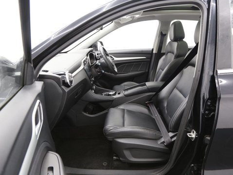MG ZS 44.5kWh Exclusive Auto 5dr 21