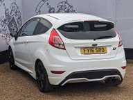 Ford Fiesta ST-3 7