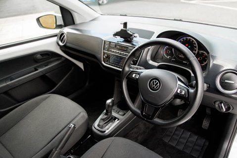 Volkswagen Up E-UP 4