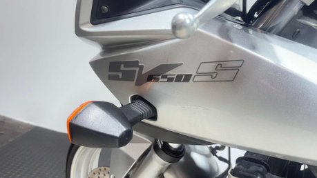 Suzuki SV650 SV650 2003 31K LONG MOT PERFECT A2 BIKE VTWIN SERVICED 650CC 51