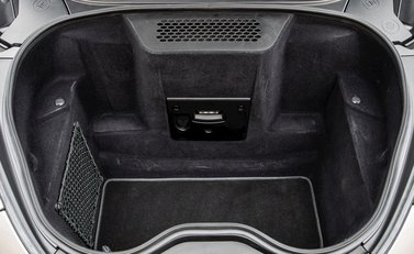 McLaren 570S Spider 29