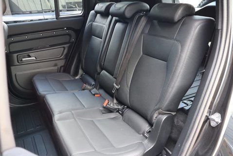 Land Rover Defender 110 2026 d350 HARD TOP X-DYNAMIC HSE world tour 3 edition  genuine rear seats 23