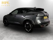 Nissan Qashqai 1.3 DIG-T MHEV N-Connecta SUV 5dr Petrol Hybrid XTRON Euro 6 (s/s) (158 ps) 5