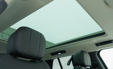 Land Rover Range Rover P440e SE 13