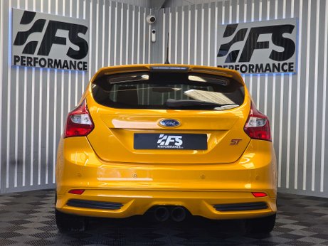 Ford Focus 2.0T EcoBoost ST-3 Hatchback 5dr Petrol Manual Euro 5 (s/s) (250 ps) 1