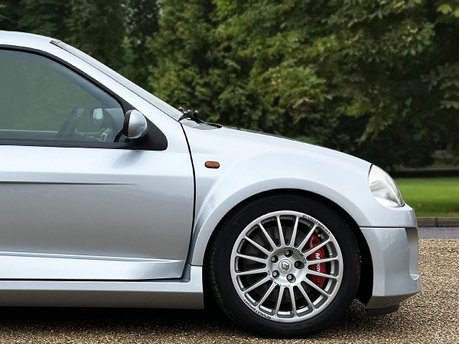 Renault Clio RENAULTSPORT V6 13