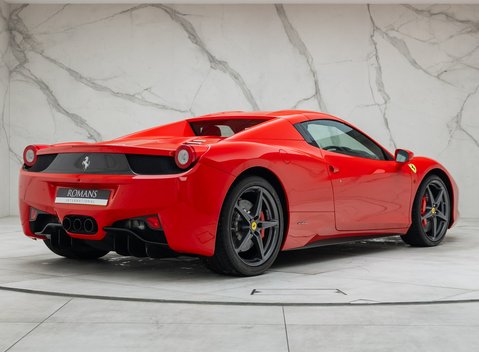 Ferrari 458 SPIDER 5