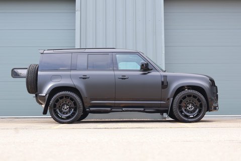 Land Rover Defender 110 2026 HARD TOP X-DYNAMIC HSE D350 STYLED BY SEEKER WITH PPF AND REAR SEATS  12