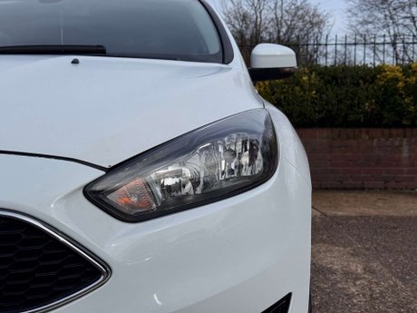 Ford Focus 1.0T EcoBoost Zetec S Euro 6 (s/s) 5dr 2