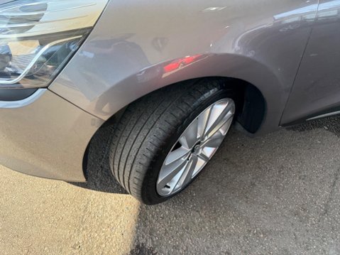 Renault Clio 1.5 dCi Dynamique S Nav Euro 6 (s/s) 5dr 39