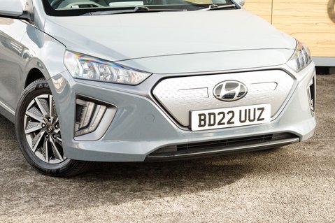 Hyundai IONIQ PREMIUM 10