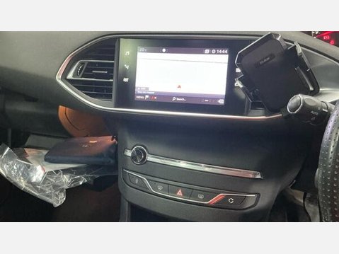 Peugeot 308 1.2 PureTech GPF GT Line Euro 6 (s/s) 5dr 7