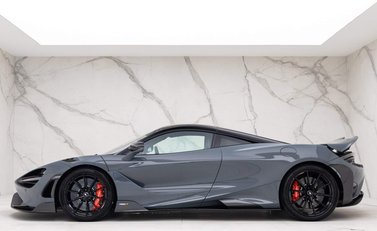 McLaren 765LT V8 SSG 4