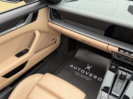 Porsche 911 CARRERA 4S PDK 62