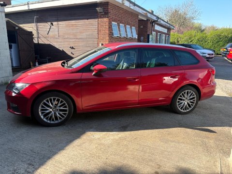 SEAT Leon TDI SE DYNAMIC TECHNOLOGY DSG 9