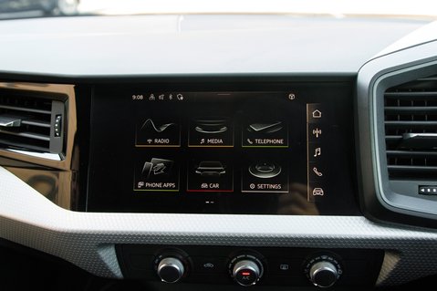 Audi A1 SPORTBACK TFSI S LINE 22