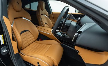 Ferrari Purosangue 15