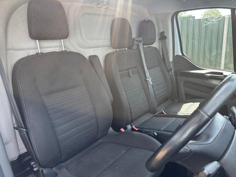 Ford Transit Custom 280 LIMITED P/V ECOBLUE 10