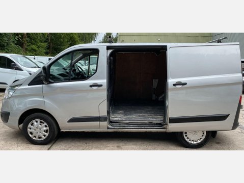 Ford Transit Custom 2.2 TDCi 270 Trend Panel Van 5dr Diesel Manual L1 H1 (186 g/km, 98 bhp) 28